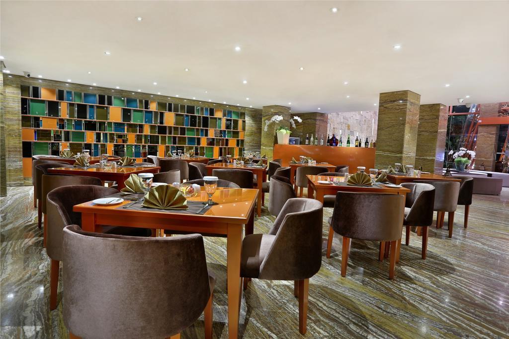 Mega Boutique Hotel Кута Екстер'єр фото
