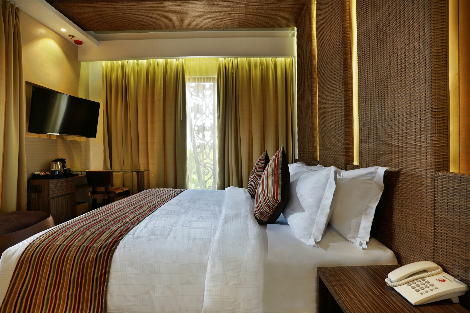 Mega Boutique Hotel Кута Екстер'єр фото