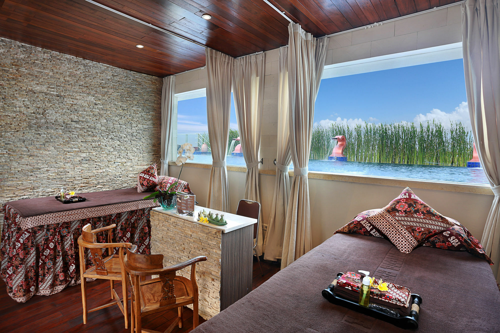 Mega Boutique Hotel Кута Екстер'єр фото