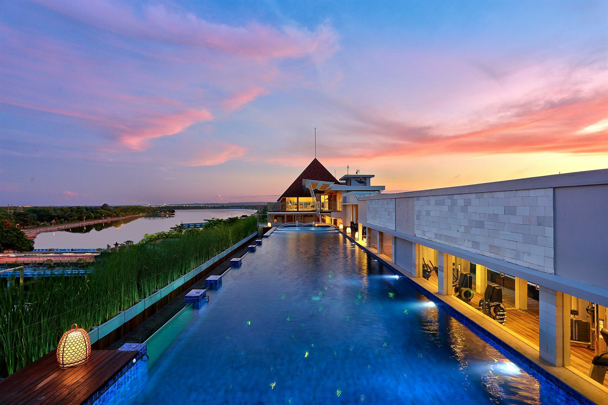 Mega Boutique Hotel Кута Екстер'єр фото